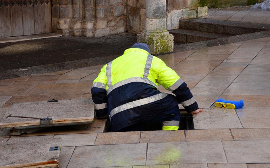 débouchage égouts Compiègne